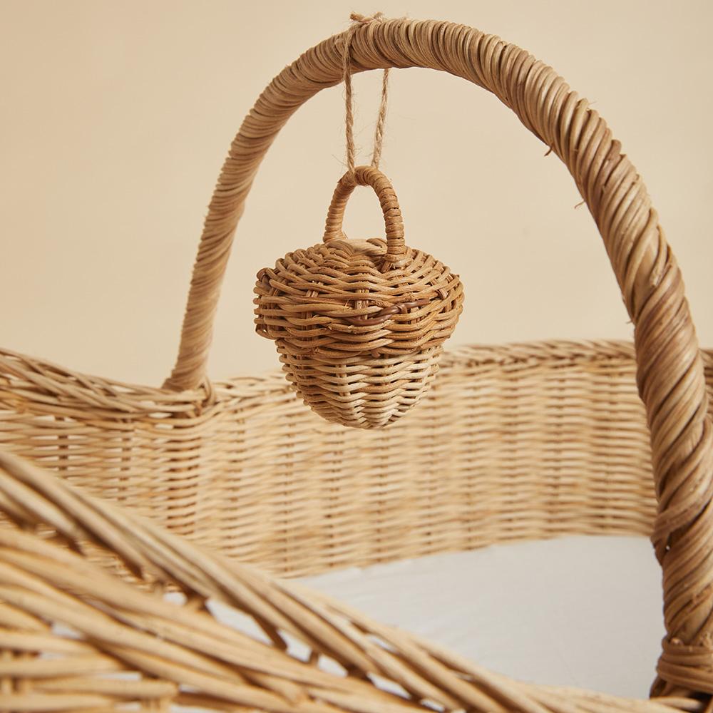 Rattan Acorn Rattle – Olli Ella UK